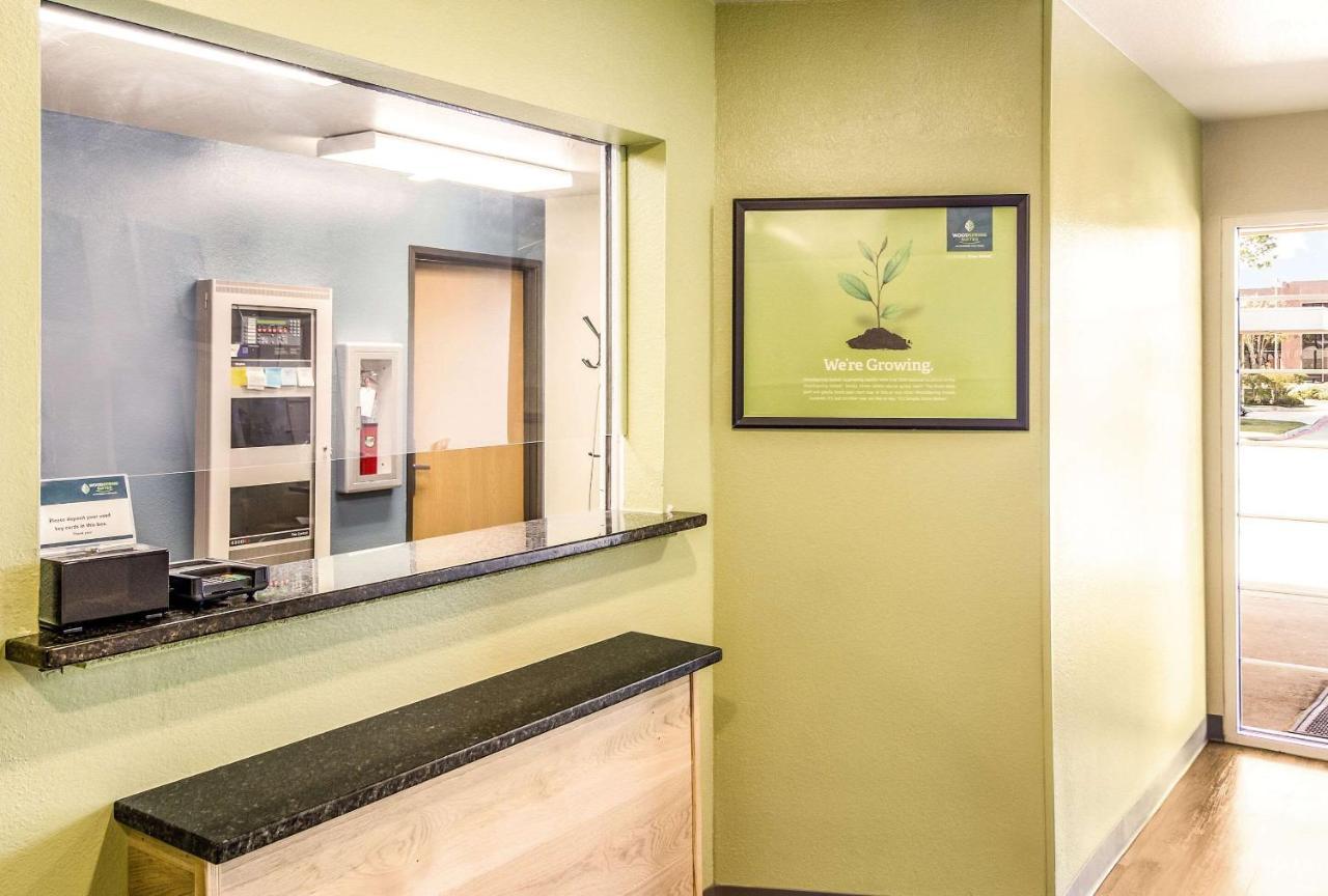 Woodspring Suites Houston Бейтаун Екстериор снимка